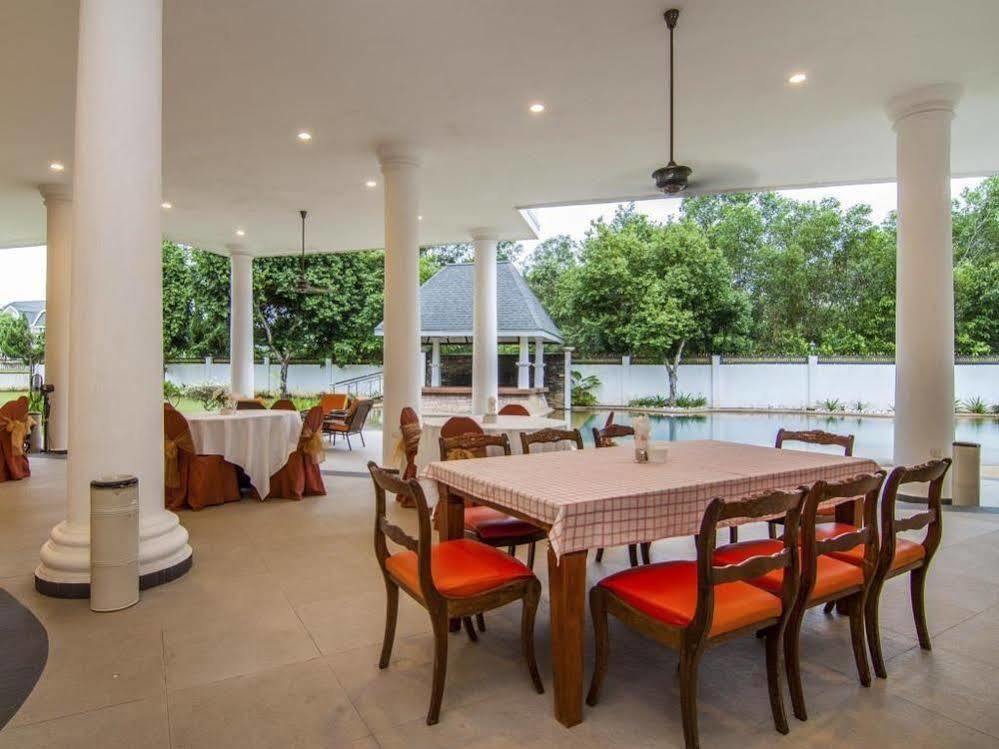 The Kahaani Hotell Ayer Keroh Eksteriør bilde